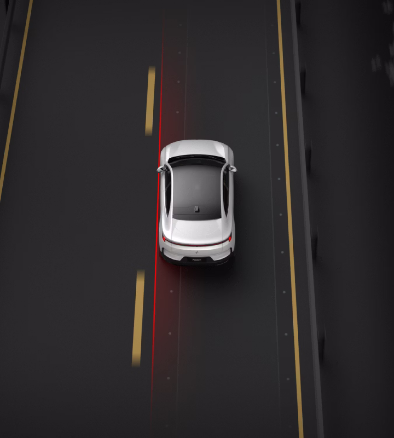 Polestar 4 Coupé blanco estacionado en una calle de edificios modernos