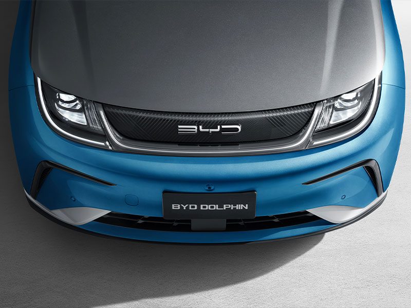 BYD Dolphin, vista tres cuartos delantera
